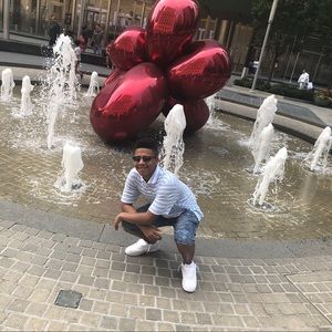 Meet your Posher, Malik